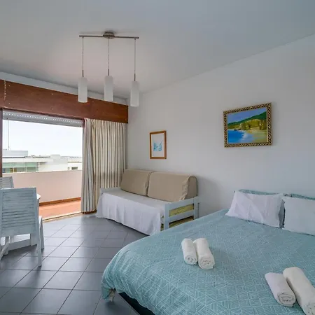 Апартаменты Magnific Holidays Алвор